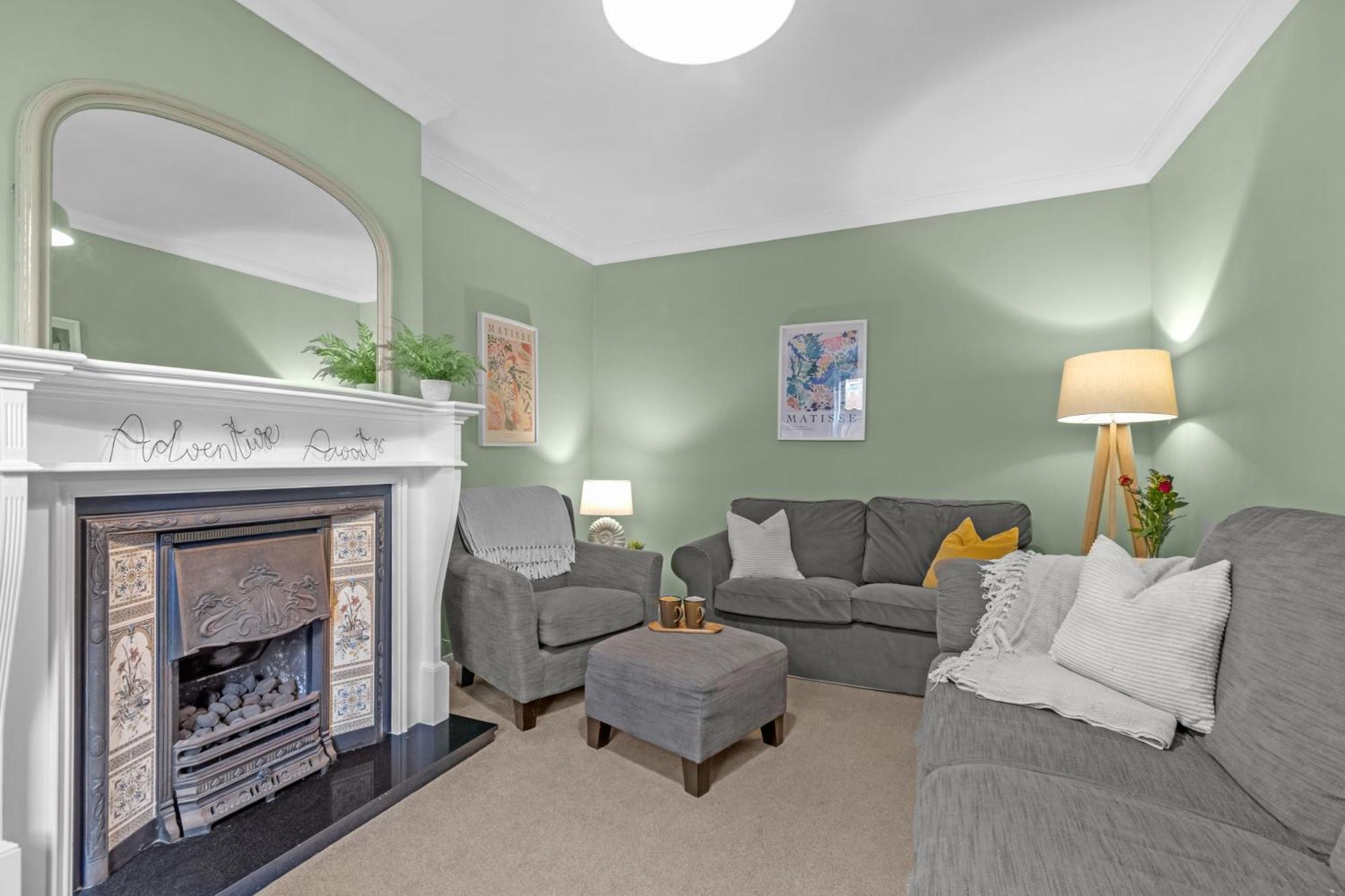 Adventure House - Whitby Villa Екстериор снимка