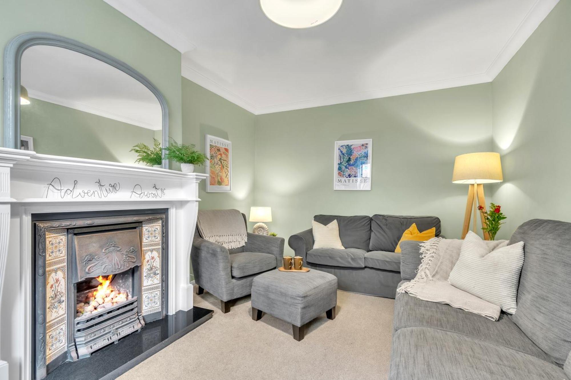 Adventure House - Whitby Villa Екстериор снимка